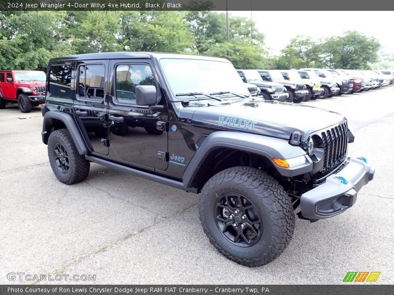 Front 3/4 View of 2024 Wrangler 4-Door Willys 4xe Hybrid