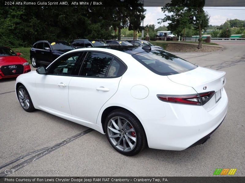 Alfa White / Black 2024 Alfa Romeo Giulia Sprint AWD