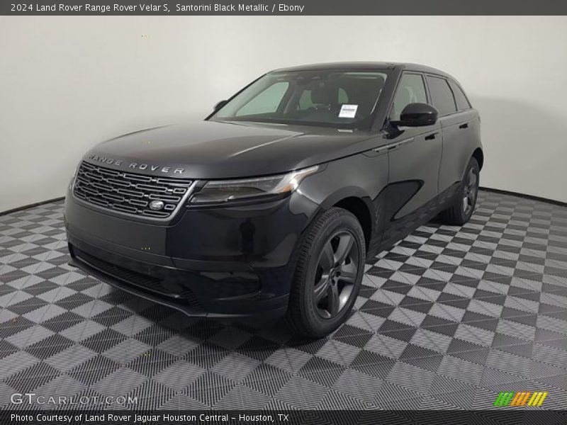 Santorini Black Metallic / Ebony 2024 Land Rover Range Rover Velar S