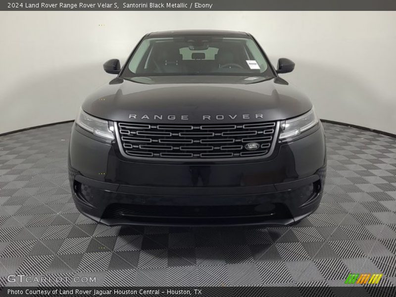 Santorini Black Metallic / Ebony 2024 Land Rover Range Rover Velar S