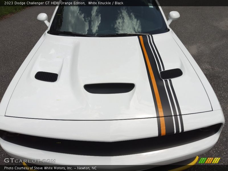 White Knuckle / Black 2023 Dodge Challenger GT HEMI Orange Edition