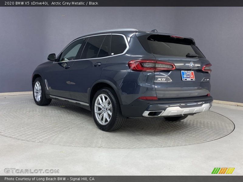 Arctic Grey Metallic / Black 2020 BMW X5 sDrive40i