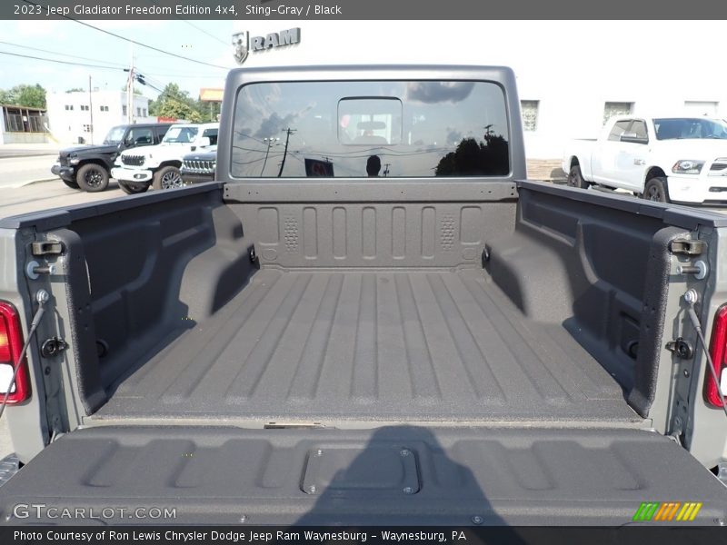 Sting-Gray / Black 2023 Jeep Gladiator Freedom Edition 4x4