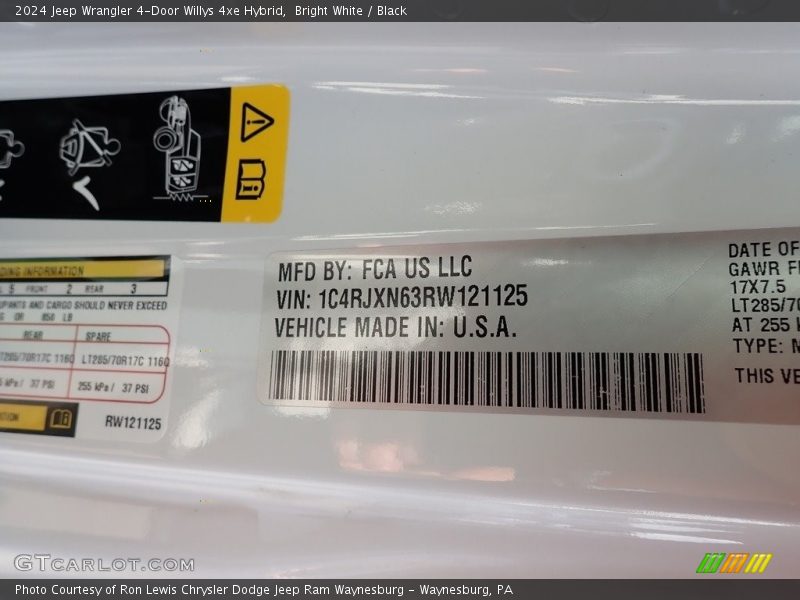 Bright White / Black 2024 Jeep Wrangler 4-Door Willys 4xe Hybrid