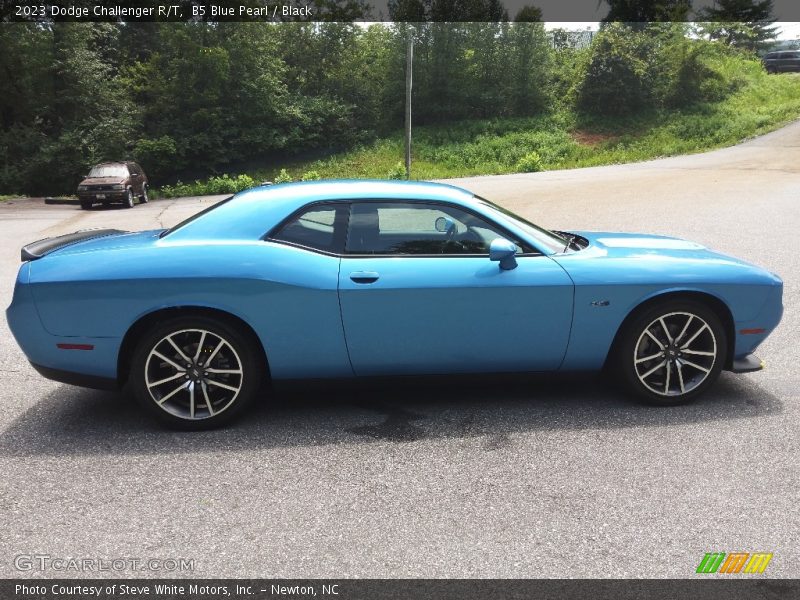 B5 Blue Pearl / Black 2023 Dodge Challenger R/T