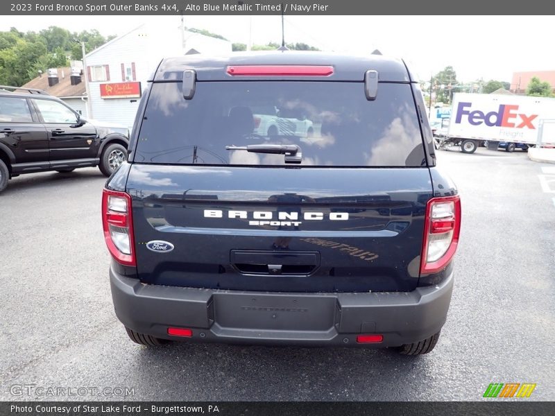 Alto Blue Metallic Tinted / Navy Pier 2023 Ford Bronco Sport Outer Banks 4x4