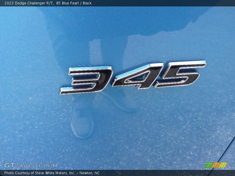 B5 Blue Pearl / Black 2023 Dodge Challenger R/T