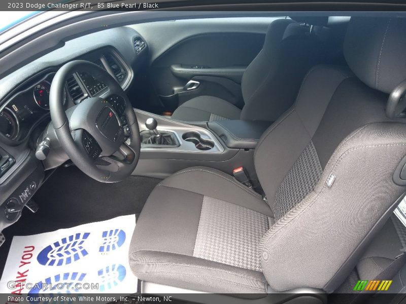 B5 Blue Pearl / Black 2023 Dodge Challenger R/T