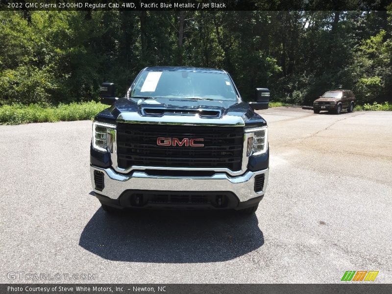 Pacific Blue Metallic / Jet Black 2022 GMC Sierra 2500HD Regular Cab 4WD