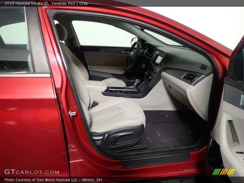 Venetian Red / Gray 2016 Hyundai Sonata SE
