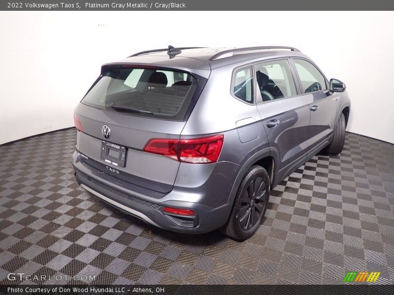 Platinum Gray Metallic / Gray/Black 2022 Volkswagen Taos S