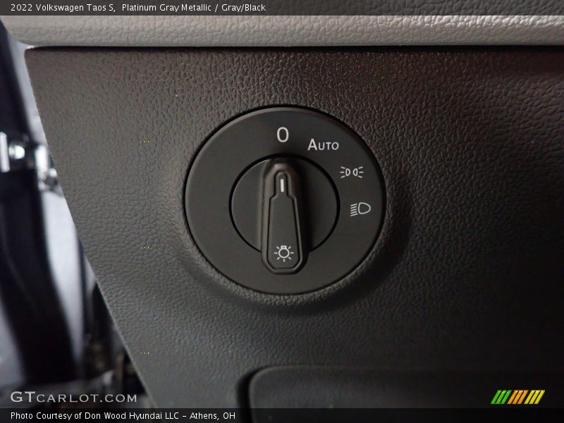 Platinum Gray Metallic / Gray/Black 2022 Volkswagen Taos S