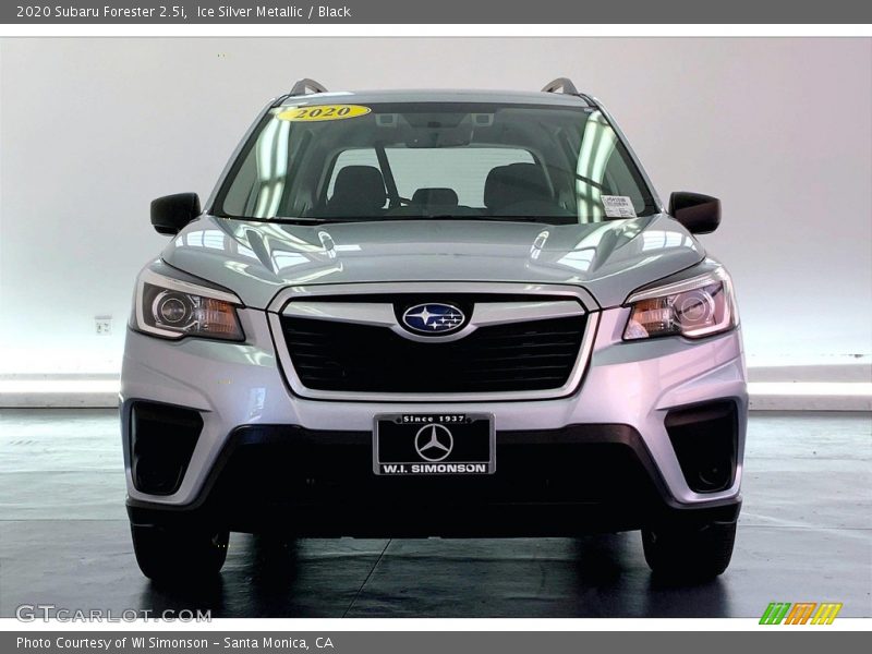 Ice Silver Metallic / Black 2020 Subaru Forester 2.5i