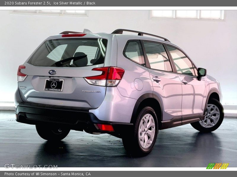  2020 Forester 2.5i Ice Silver Metallic
