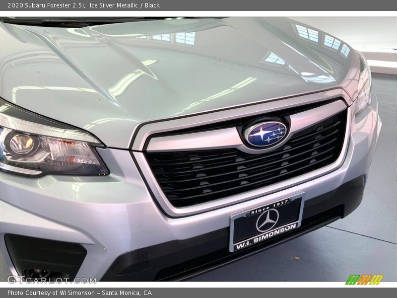 Ice Silver Metallic / Black 2020 Subaru Forester 2.5i