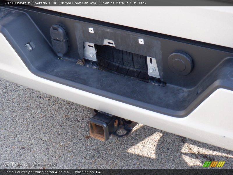 Silver Ice Metallic / Jet Black 2021 Chevrolet Silverado 1500 Custom Crew Cab 4x4
