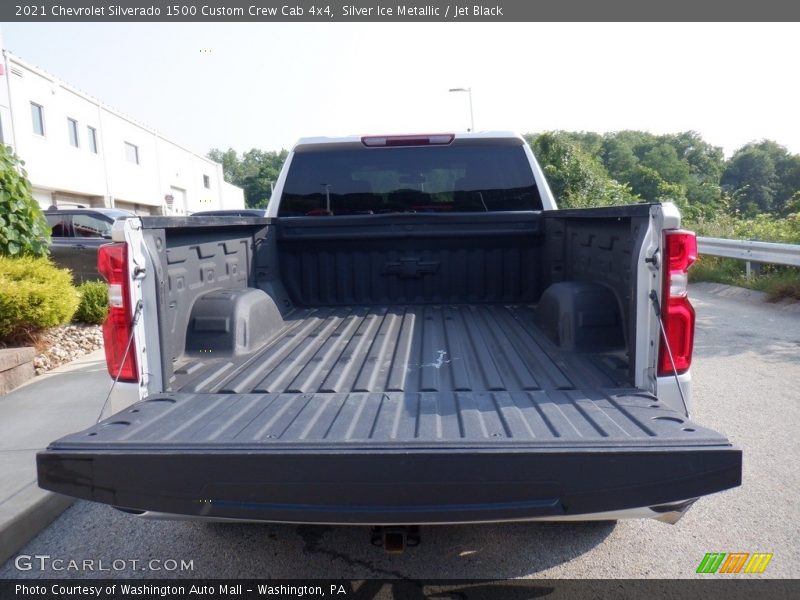 Silver Ice Metallic / Jet Black 2021 Chevrolet Silverado 1500 Custom Crew Cab 4x4