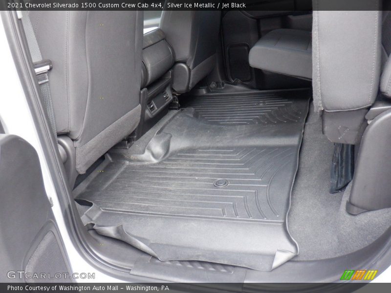 Silver Ice Metallic / Jet Black 2021 Chevrolet Silverado 1500 Custom Crew Cab 4x4