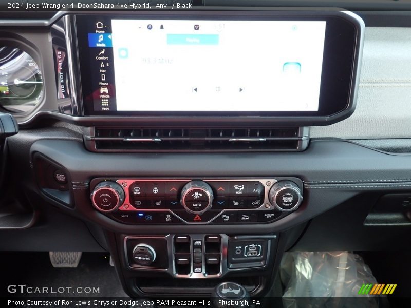 Navigation of 2024 Wrangler 4-Door Sahara 4xe Hybrid