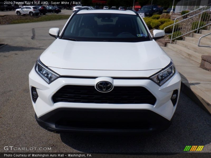 Super White / Black 2020 Toyota RAV4 XLE AWD