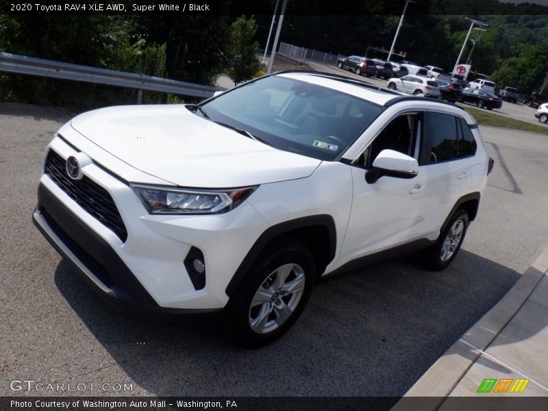 Super White / Black 2020 Toyota RAV4 XLE AWD