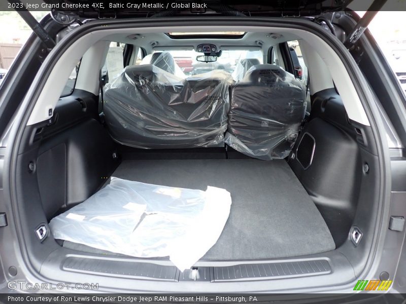 Baltic Gray Metallic / Global Black 2023 Jeep Grand Cherokee 4XE