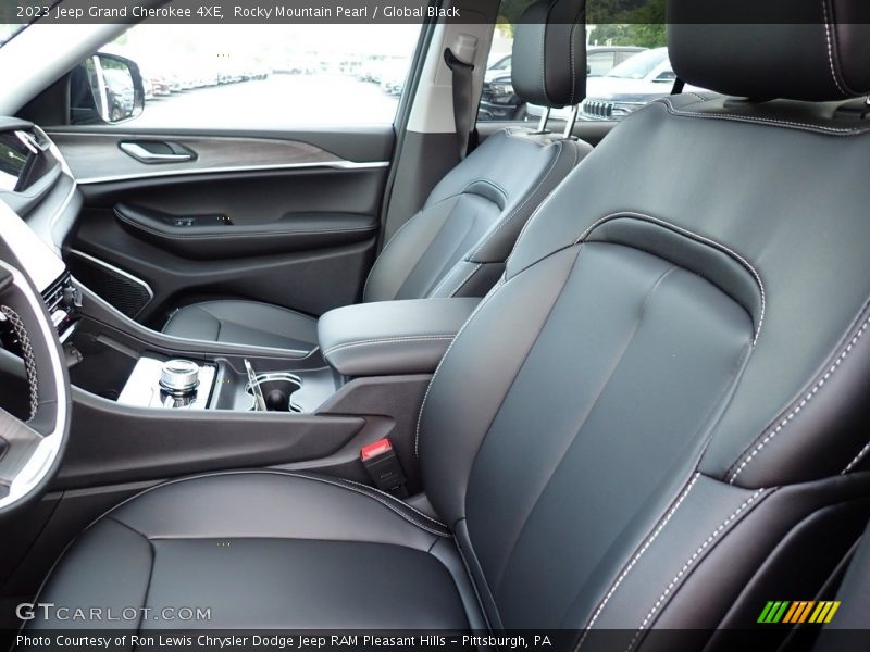Rocky Mountain Pearl / Global Black 2023 Jeep Grand Cherokee 4XE