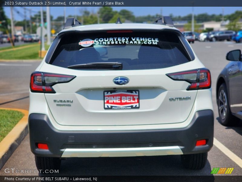 Crystal White Pearl / Slate Black 2023 Subaru Outback 2.5i Limited