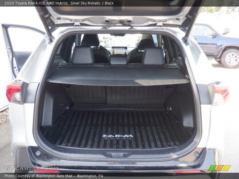  2020 RAV4 XSE AWD Hybrid Trunk