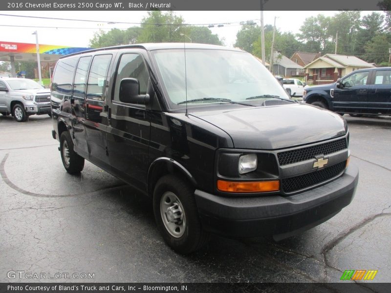 Front 3/4 View of 2016 Express 2500 Cargo WT