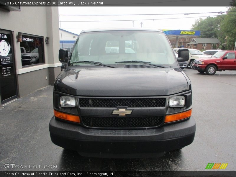  2016 Express 2500 Cargo WT Black