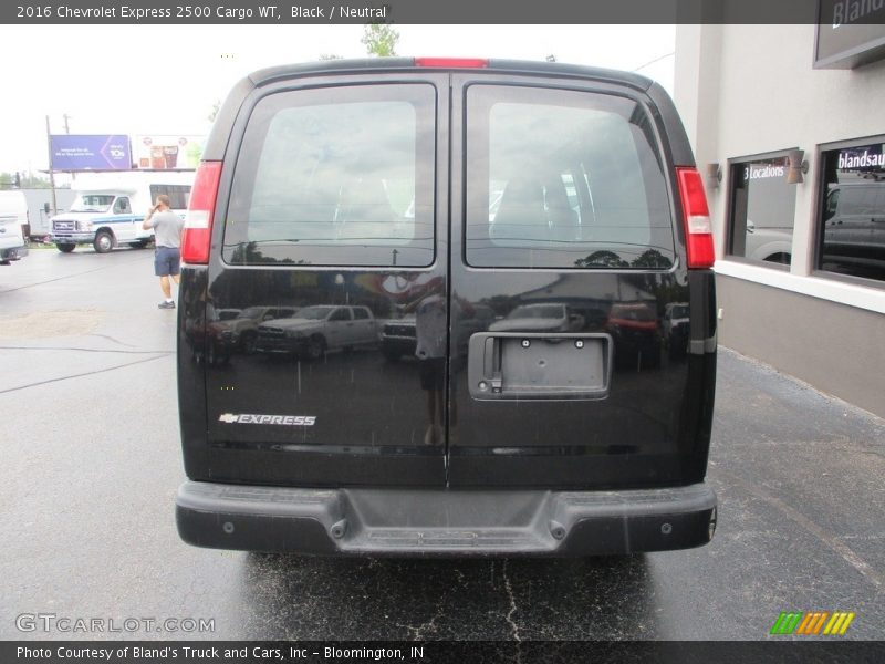  2016 Express 2500 Cargo WT Black