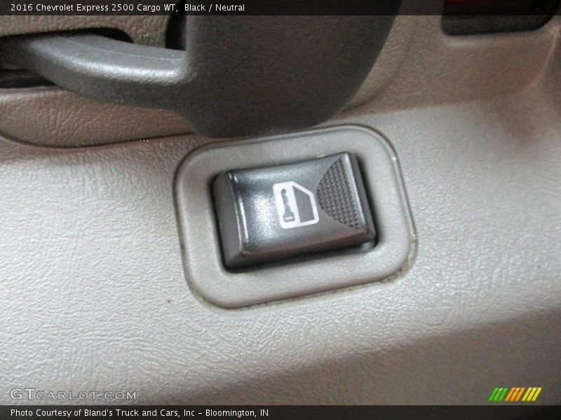 Black / Neutral 2016 Chevrolet Express 2500 Cargo WT
