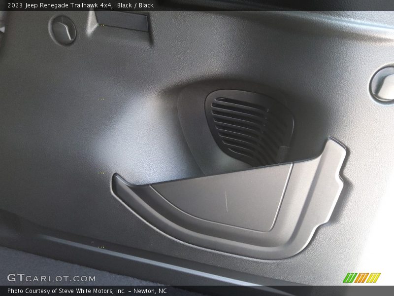 Black / Black 2023 Jeep Renegade Trailhawk 4x4