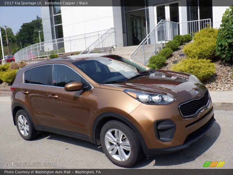 Front 3/4 View of 2017 Sportage LX
