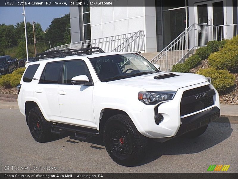 Front 3/4 View of 2023 4Runner TRD Pro 4x4