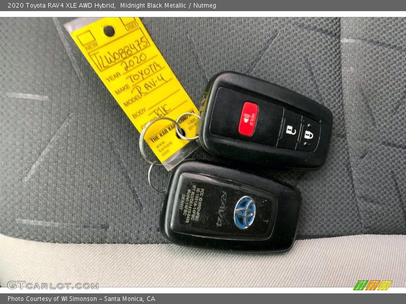 Keys of 2020 RAV4 XLE AWD Hybrid