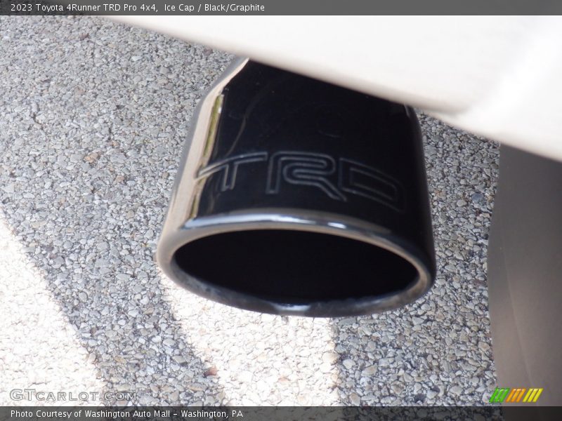 Ice Cap / Black/Graphite 2023 Toyota 4Runner TRD Pro 4x4