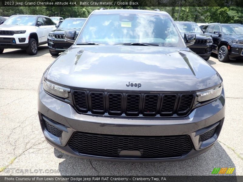 Baltic Gray Metallic / Global Black 2023 Jeep Grand Cherokee Altitude 4x4