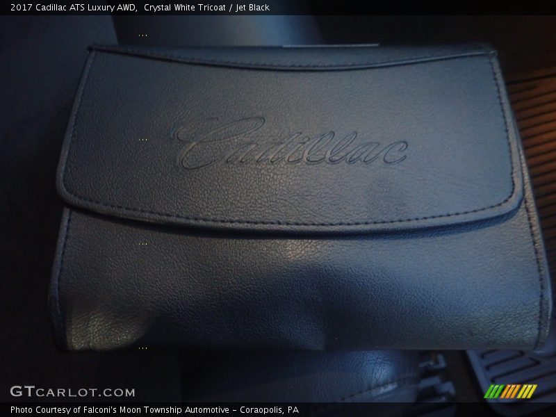 Crystal White Tricoat / Jet Black 2017 Cadillac ATS Luxury AWD