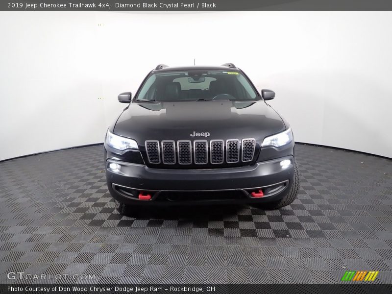 Diamond Black Crystal Pearl / Black 2019 Jeep Cherokee Trailhawk 4x4