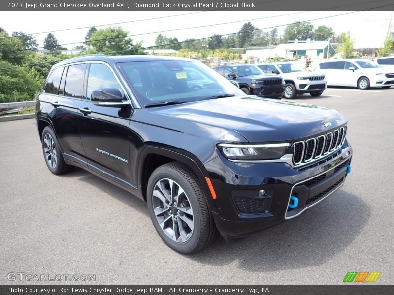 Diamond Black Crystal Pearl / Global Black 2023 Jeep Grand Cherokee Overland 4XE
