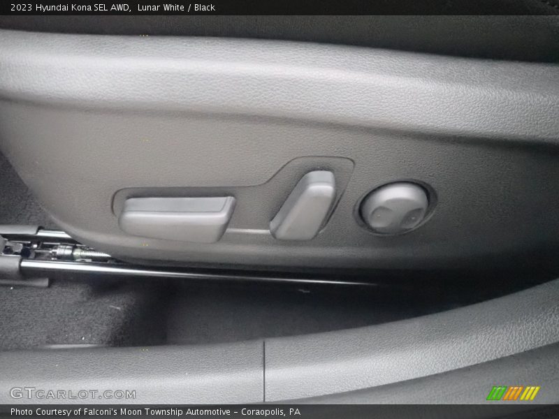 Lunar White / Black 2023 Hyundai Kona SEL AWD