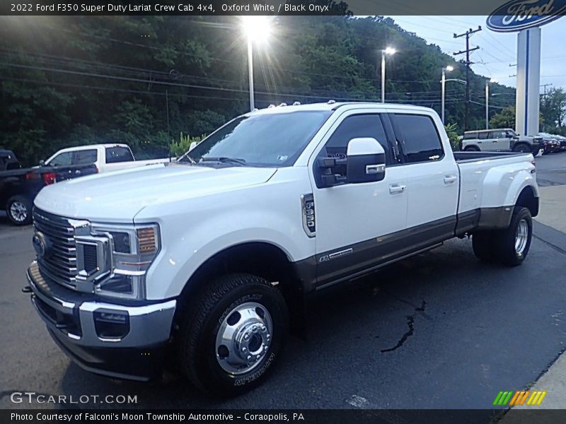 Oxford White / Black Onyx 2022 Ford F350 Super Duty Lariat Crew Cab 4x4