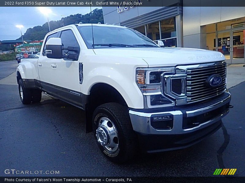 Oxford White / Black Onyx 2022 Ford F350 Super Duty Lariat Crew Cab 4x4