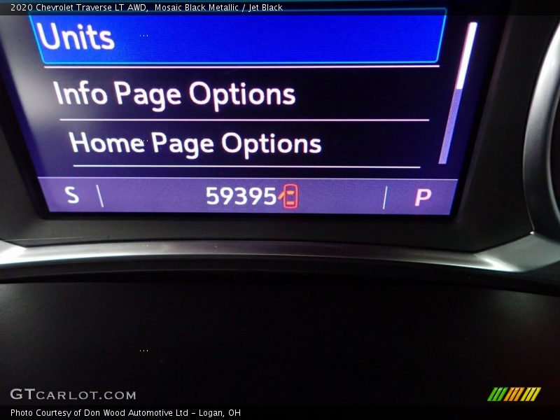 Mosaic Black Metallic / Jet Black 2020 Chevrolet Traverse LT AWD