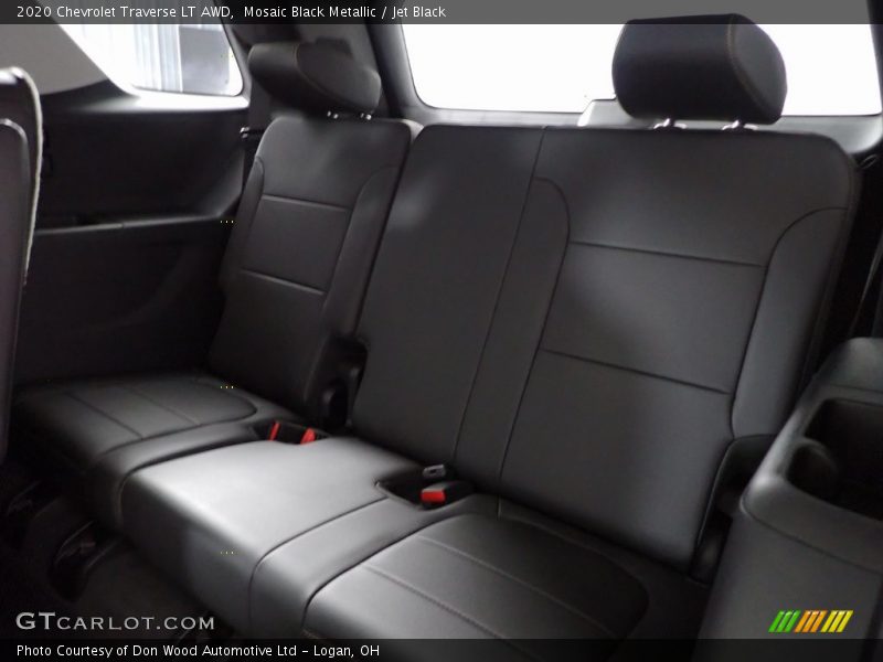 Mosaic Black Metallic / Jet Black 2020 Chevrolet Traverse LT AWD