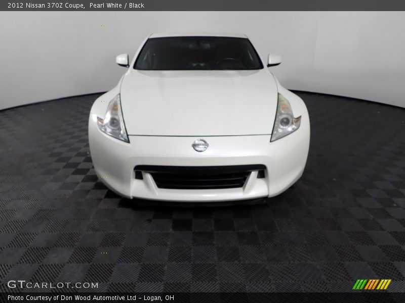 Pearl White / Black 2012 Nissan 370Z Coupe