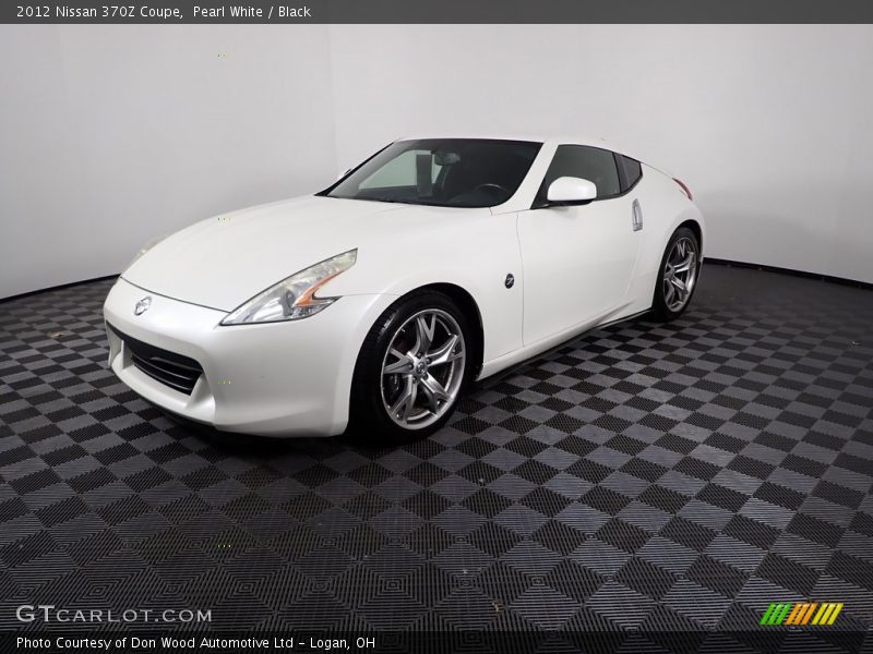 Pearl White / Black 2012 Nissan 370Z Coupe