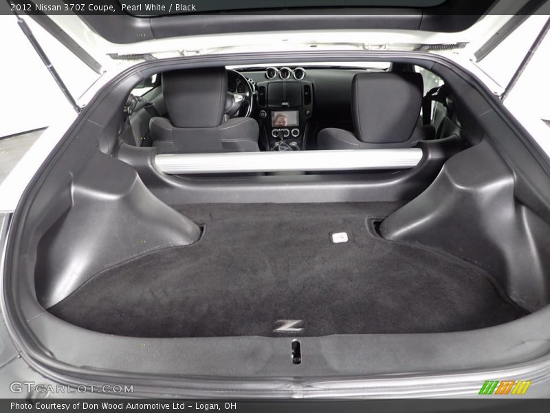 Pearl White / Black 2012 Nissan 370Z Coupe